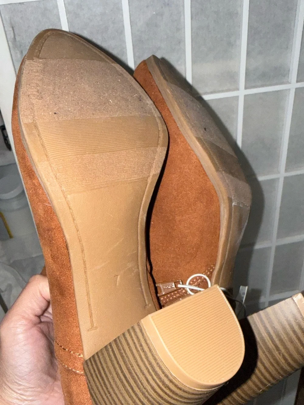 Old navy camel colored boots